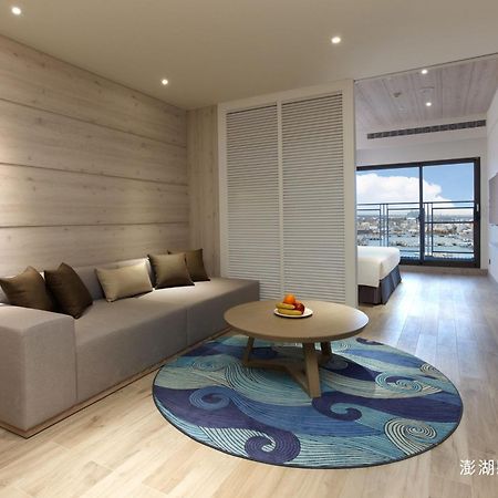 Discovery Hotel Magong Buitenkant foto