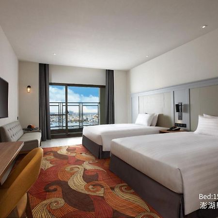 Discovery Hotel Magong Buitenkant foto