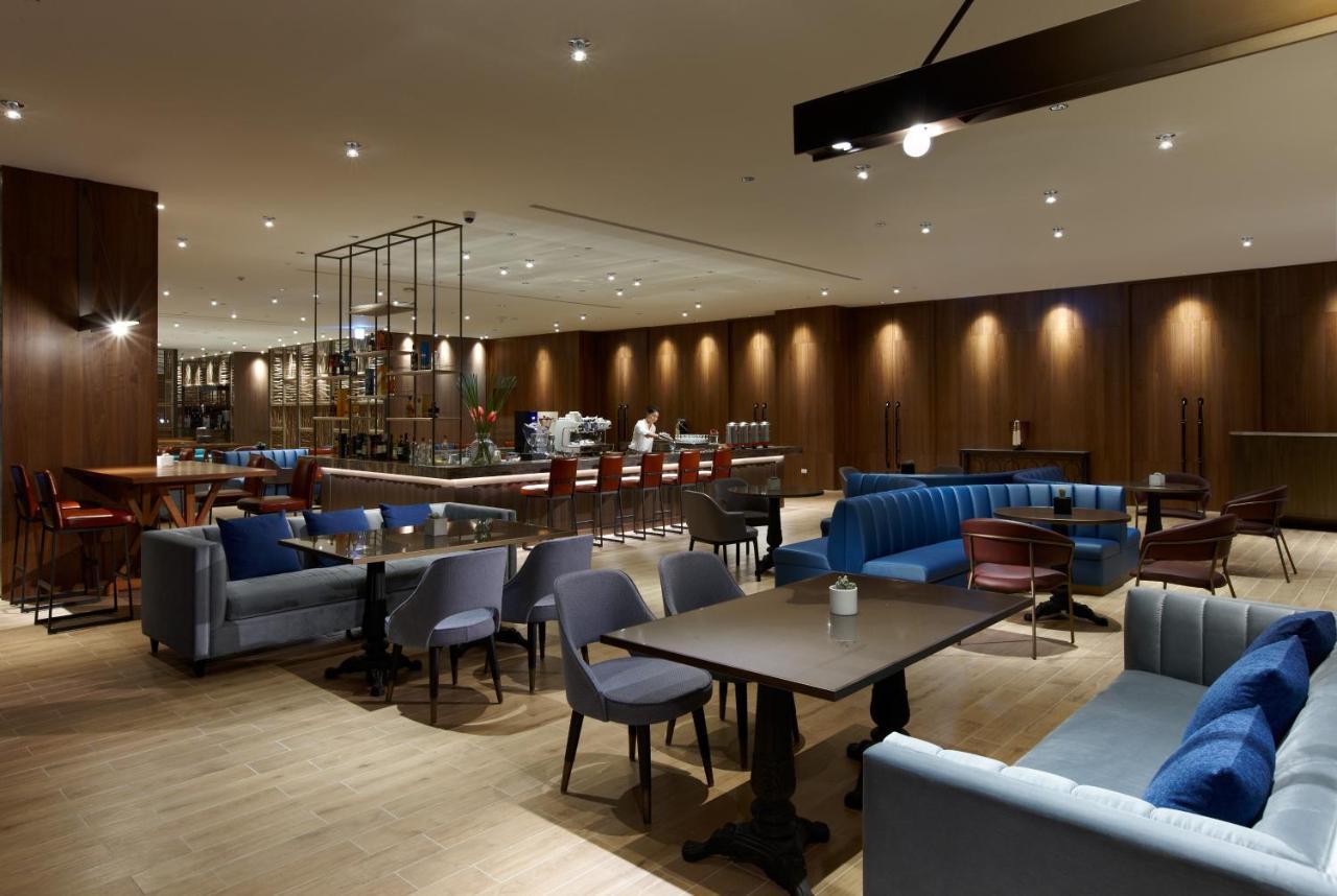 Discovery Hotel Magong Buitenkant foto
