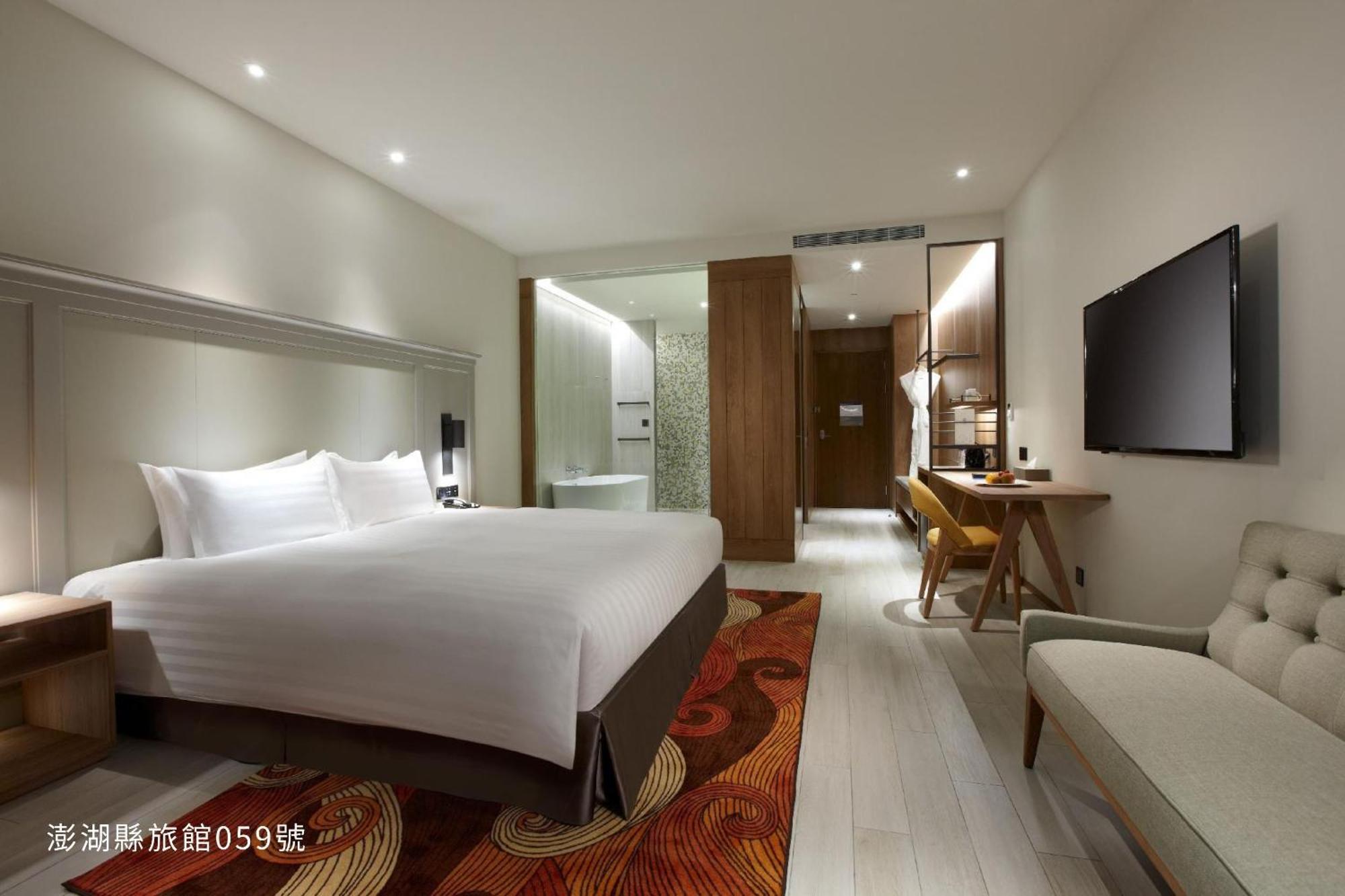 Discovery Hotel Magong Buitenkant foto