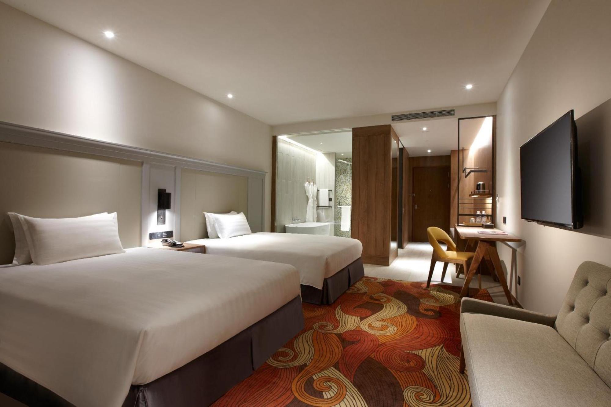 Discovery Hotel Magong Buitenkant foto