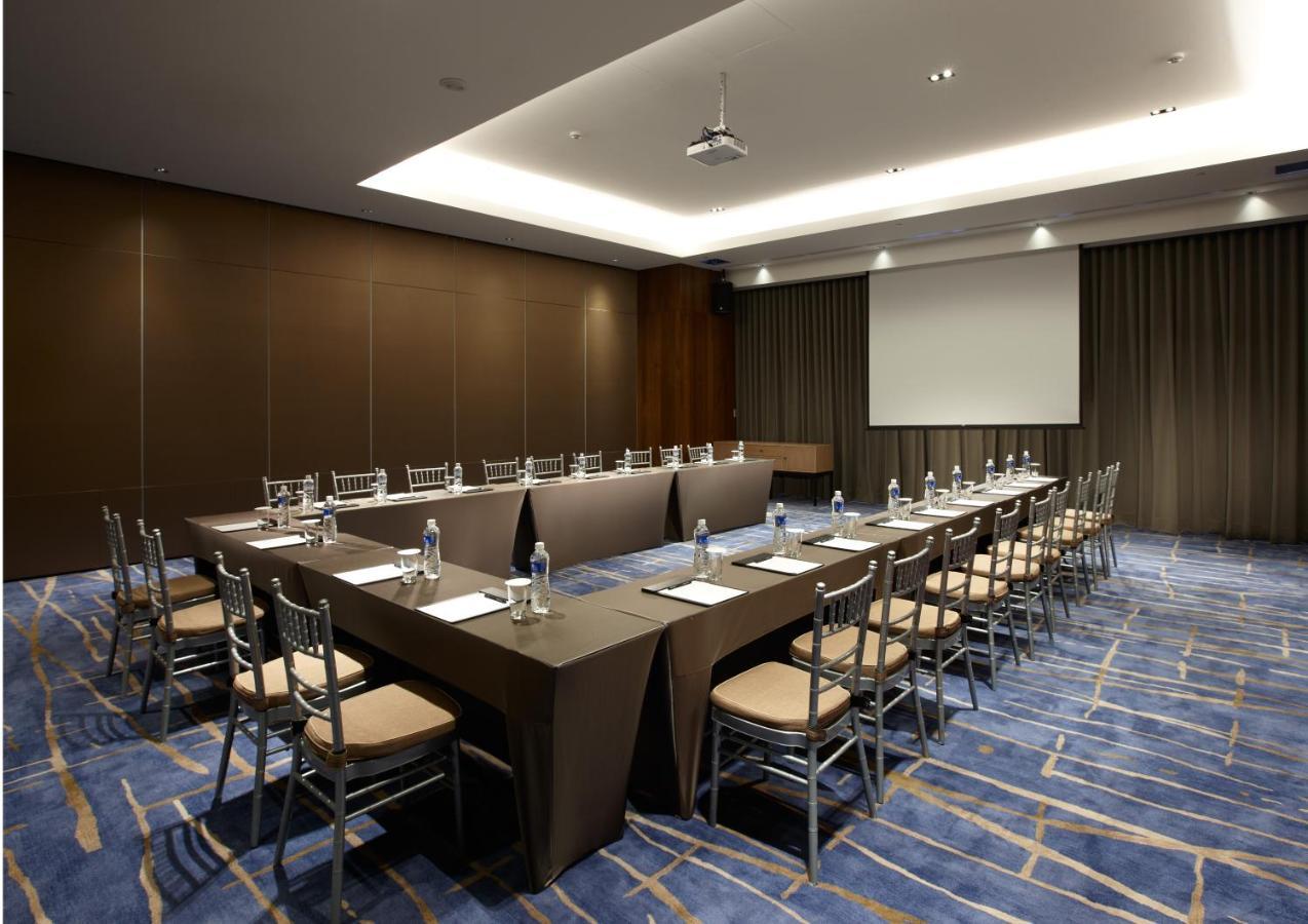 Discovery Hotel Magong Buitenkant foto