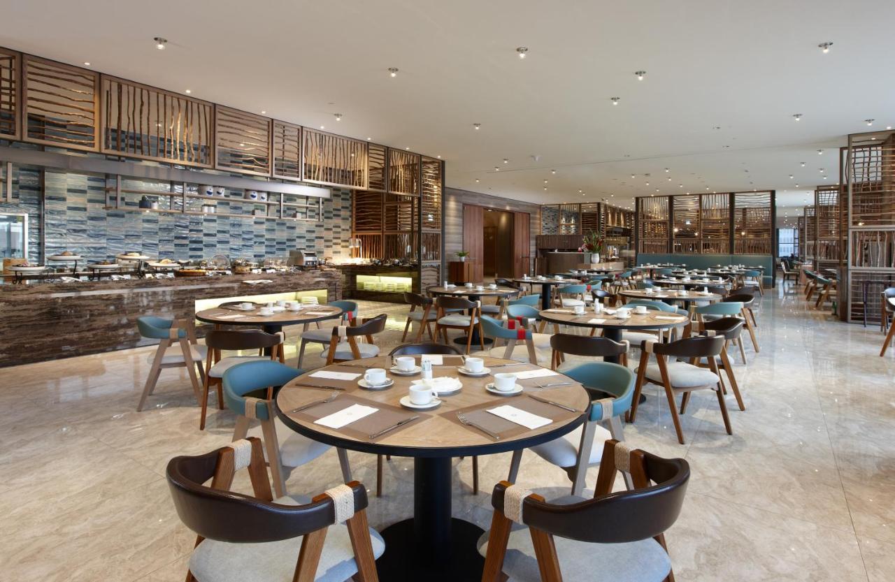 Discovery Hotel Magong Buitenkant foto